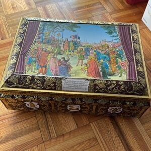 listing-status-banner